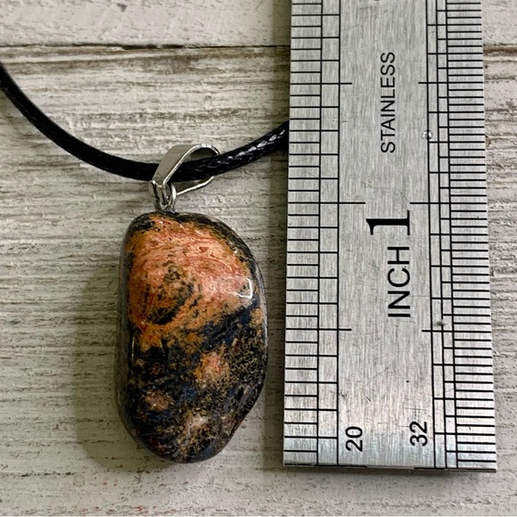 Natural Leopardskin Jasper Tumbled Stone Pendant Necklace Adjustable Cord Chain - Picture 9 of 9